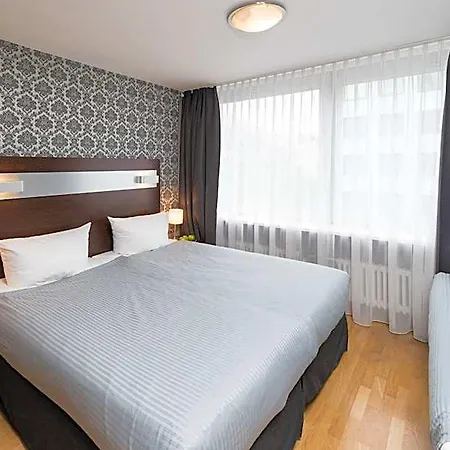 Hotel Munich Inn 4* מינכן