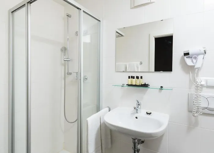 - Design München